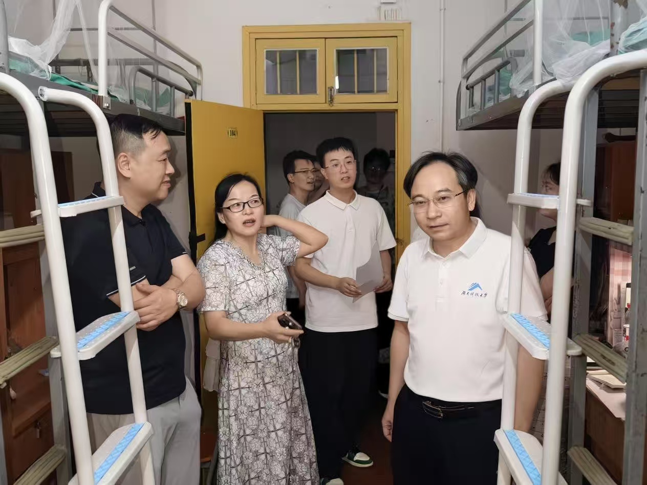 e3821c98a7564757913e151240176c2f.jpg 191a25b32edc1bdbebf810cc62f3e685.jpg